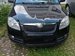 Schwarz Gebraucht 2008 Skoda Fabia Kleinwagen | 1.000 € (Guter Preis)