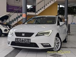 Weiß Gebraucht 2015 Seat Leon ST Style Kombi | 10.490 € (Fairer Preis)