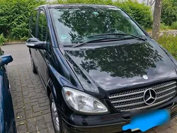 Schwarz Gebraucht 2024 Mercedes Viano Van / Kleinbus | 9.200 €