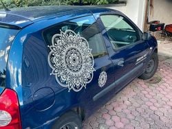 Blau Gebraucht 2004 Renault Clio II Kleinwagen | 200 €