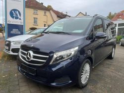 Cavansitblau Gebraucht 2018 Mercedes V220 Edition Van / Kleinbus | 37.500 € (Fairer Preis)