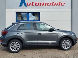 Indiumgrau Gebraucht 2023 VW T-Roc Style SUV | 32.590 € (Fairer Preis)