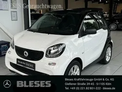 Frozen white Gebraucht 2019 Smart ForTwo Cabrio Passion Cabrio | 15.900 € (Etwas zu teuer)