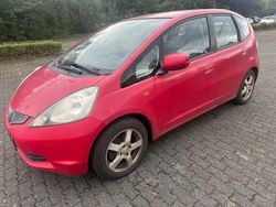 Rot Gebraucht 2009 Honda Jazz Trend Kleinwagen | 2.190 € (Guter Preis)