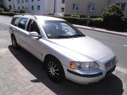 Silber Gebraucht 2004 Volvo V70 Kinetic Kombi | 2.450 € (Fairer Preis)