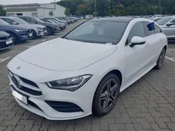 Weiß Gebraucht 2022 Mercedes CLA250e Shooting Brake AMG Kombi | 25.750 € (Fairer Preis)