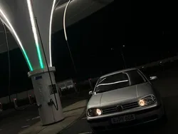 VW Golf IV