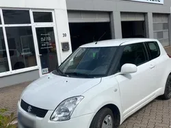 Weiß Gebraucht 2008 Suzuki Swift Kleinwagen | 2.800 €