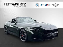Grün Neu 2024 BMW Z4 M Sport Cabrio | 56.490 € (Fairer Preis)