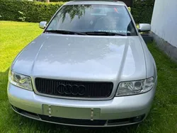 Grau Gebraucht 1999 Audi A4 Limousine | 4.000 € (Etwas zu teuer)