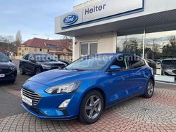 Blau Gebraucht 2021 Ford Focus Cool & Connect Limousine | 14.950 € (Guter Preis)