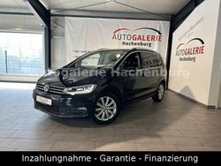 Schwarz Gebraucht 2017 VW Touran Highline Van / Kleinbus | 22.790 € (Fairer Preis)