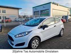 Weiß Gebraucht 2016 Ford Fiesta Ambiente Kleinwagen | 3.999 € (Fairer Preis)