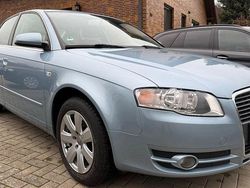 Blau Gebraucht 2005 Audi A4 Limousine | 7.950 € (Teuer)