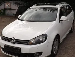 Weiß Gebraucht 2010 VW Golf VI Kombi | 2.650 € (Guter Preis)