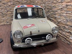 Weiß Gebraucht 1975 Mini Cooper Kleinwagen | 24.600 €