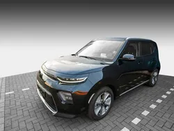 Schwarz Gebraucht 2022 Kia Soul EV 2 SUV | 40.990 €