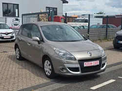 Grau Gebraucht 2011 Renault Scénic III Dynamique Van / Kleinbus | 3.999 € (Superpreis)