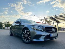 Grau Gebraucht 2018 Mercedes C200 Kombi | 16.500 €