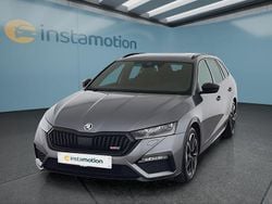 Grau Gebraucht 2022 Skoda Octavia RS Kombi | 30.949 € (Etwas zu teuer)