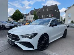 Weiß Gebraucht 2023 Mercedes CLA250 AMG Limousine | 39.997 € (Guter Preis)