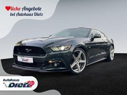 Mambagrün (metallic) Gebraucht 2015 Ford Mustang GT Coupé | 35.900 € (Etwas zu teuer)