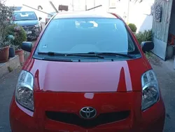 Rot Gebraucht 2009 Toyota Yaris Limousine | 2.750 € (Superpreis)