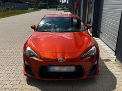 Orange Gebraucht 2012 Toyota GT86 GT Coupé | 28.499 €