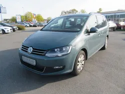Blau Gebraucht 2022 VW Sharan Comfortline Van / Kleinbus | 24.999 € (Superpreis)