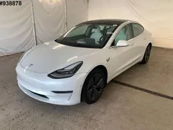 Weiß Gebraucht 2020 Tesla Model 3 Long Range AWD Limousine | 23.950 € (Guter Preis)