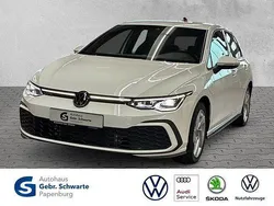 Weiß Gebraucht 2021 VW Golf VIII GTE Limousine | 22.250 € (Fairer Preis)
