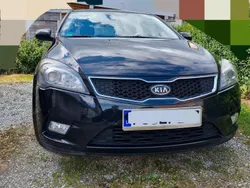 Schwarz Gebraucht 2012 Kia Ceed Edition 7 Limousine | 4.400 € (Superpreis)