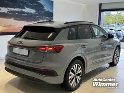 Farbe: grau Gebraucht 2023 Audi Q4 e-tron Ambiente SUV | 35.900 € (Fairer Preis)