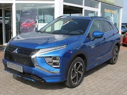 Blau Neu 2024 Mitsubishi Eclipse Cross Plus SUV | 33.900 €