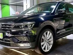 Schwarz Gebraucht 2016 VW Tiguan Highline SUV | 23.990 € (Teuer)
