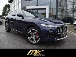 Blu emozione Gebraucht 2017 Maserati Levante GranLusso SUV | 44.990 €