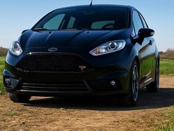 Schwarz Gebraucht 2017 Ford Fiesta ST Kleinwagen | 12.200 € (Etwas zu teuer)