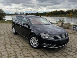Schwarz Gebraucht 2012 VW Passat Comfortline Kombi | 6.490 € (Fairer Preis)