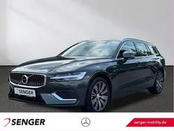 Grau Gebraucht 2021 Volvo V60 Inscription Kombi | 29.890 € (Superpreis)