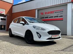 Weiß Gebraucht 2020 Ford Fiesta Cool & Connect Kleinwagen | 12.999 € (Fairer Preis)