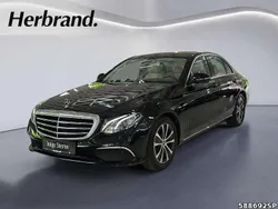 Unilack schwarz Gebraucht 2020 Mercedes E200 Exclusive Limousine | 30.490 € (Fairer Preis)