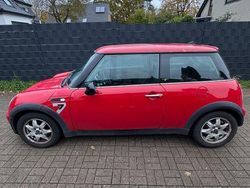 Rot Gebraucht 2007 Mini ONE Seven Kleinwagen | 2.700 € (Guter Preis)