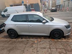 Silber Gebraucht 2017 Skoda Fabia Limousine | 6.900 € (Fairer Preis)