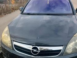 Grau Gebraucht 2006 Opel Signum Kleinwagen | 1.500 € (Guter Preis)