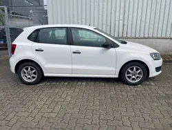 Weiß Gebraucht 2009 VW Polo Trendline Limousine | 2.450 € (Fairer Preis)