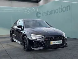 Schwarz Gebraucht 2024 Audi RS3 Sportback Sport Kleinwagen | 63.280 € (Teuer)