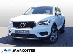 Weiss Gebraucht 2021 Volvo XC40 Momentum SUV | 28.450 € (Fairer Preis)
