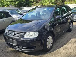 Black magic perleffekt Gebraucht 2005 VW Touran Conceptline Van / Kleinbus | 1.149 € (Superpreis)