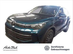 Blau (nightshade blue metallic) Gebraucht 2024 VW Tiguan Life SUV | 37.980 € (Etwas zu teuer)