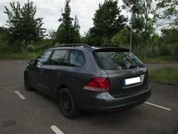 Grau Gebraucht 2008 VW Golf VI Trendline Kombi | 2.490 €